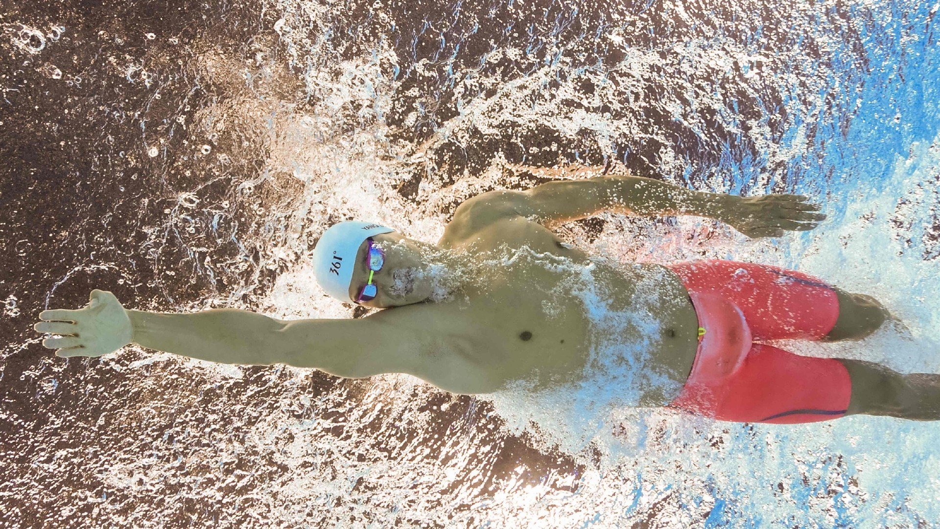 德甲：汉堡2-3惜败弗莱堡，攻防转换精彩纷呈，汉堡 德甲